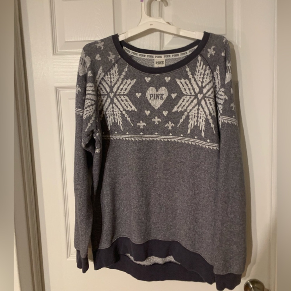 Women’s sz Small Pink by Victoria Secret sweater. No rips or stains. Work once!